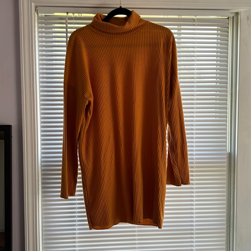 Forever 21 turtle neck dress size L
